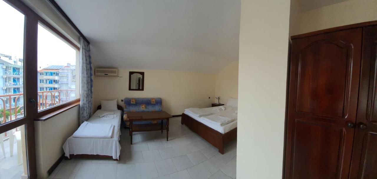 Lazur Hotel Ravda Exterior photo